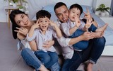 [ẢNH] Cuộc hôn nhân hạnh phúc của Hoàng Linh – nữ MC xinh đẹp của ‘Chúng tôi là chiến sĩ’