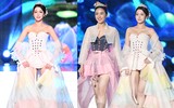 [ẢNH] ‘Cắt xẻ' hanbok, thí sinh hoa hậu Hàn Quốc khoe thân quá đà 