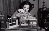 [ẢNH] Nữ minh tinh đầu tiên khỏa thân trên màn ảnh - Hedy Lamarr 