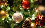 [ẢNH] Những phụ kiện trang trí cây thông Noel đẹp không nên bỏ qua