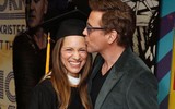 [ẢNH] Robert Downey Jr. – từ tuổi thơ nghiện ngập đến tài tử triệu đô của Hollywood