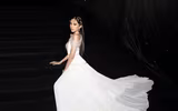 [ẢNH] Dàn mỹ nhân Việt hoá nữ thần gợi cảm: Lệ Quyên trẻ đẹp, Ngọc Trinh hở bạo