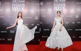 [ẢNH] Dàn mỹ nhân Việt hoá nữ thần gợi cảm: Lệ Quyên trẻ đẹp, Ngọc Trinh hở bạo