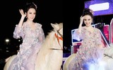 [ẢNH] Chuyện lạ mà quen: Sao Việt đua nhau đưa thú cưng lên thảm đỏ 