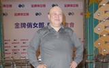 [ẢNH] Bất ngờ trước cuộc sống của ‘Bao Thanh Thiên’ Kim Siêu Quần ở tuổi U70