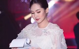 [ẢNH] Ở tuổi 25, Hoa hậu Đại dương 2017 Lê Âu Ngân Anh có gì?