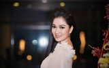 [ẢNH] Cuộc sống bình yên của Hoa hậu Nguyễn Thị Huyền sau 16 năm đăng quang