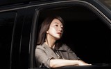 [ẢNH] Cuộc sống viên mãn của ‘nữ diễn viên nổi tiếng nhất Hàn Quốc năm 2020’