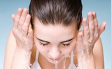[Ảnh] Mẹo chữa trị nẻ môi, nẻ da mặt hiệu quả trong mùa hanh khô 