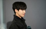 [ẢNH] Giải mã sức hút của Hwang In Yeop - nam thần U30 'chuyên trị' các vai 'trùm trường' 