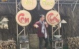 [ẢNH] MC Quyền Linh ở tuổi 52: Tổ ấm bình yên, sống giản dị dù tài sản ‘kếch xù’