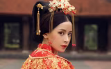 [ẢNH] Chân dung 2 mỹ nhân Việt có màn 'đá chéo sân' gây tranh cãi nhất showbiz