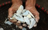 [ẢNH] Đất hun khói và loạt món ăn lạ miệng từ bùn đất không phải ai cũng biết
