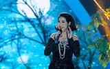 [ẢNH] Danh ca Ý Lan: Sự nghiệp 'nở muộn' và cuộc sống viên mãn bên người chồng thứ ba