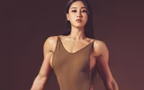 [ẢNH] Những cô gái có khuôn mặt khả ái nhưng thân hình lực sĩ gây choáng váng