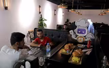 [ẢNH] Robot giúp con người trong cuộc chiến chống đại dịch Covid-19