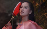 [ẢNH] Hoa hậu Mai Phương Thúy: Diện áo dài cách tân, bỡ ngỡ trong lần đầu đón Tết xa nhà 