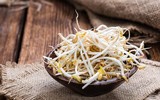 [ẢNH] Điểm danh những loại thực phẩm dễ gây ngộ độc vào mùa hè 