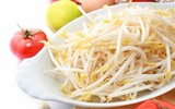 [ẢNH] Điểm danh những loại thực phẩm dễ gây ngộ độc vào mùa hè 