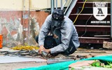 [ẢNH] Người lao động nhọc nhằn mưu sinh dưới thời tiết oi nóng của Hà Nội