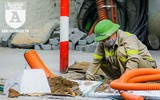 [ẢNH] Người lao động nhọc nhằn mưu sinh dưới thời tiết oi nóng của Hà Nội