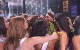 [ẢNH] Hậu 'Miss Universe 2020': Những khoảnh khắc đặc biệt sau đêm chung kết và chuyện ngoài lề gây 'sốt'