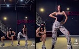 [ẢNH] Sao Việt mùa dịch: Tự Long đạp xe trong phòng, Trọng Tấn khoe vườn cây, dàn Hoa hậu mở studio tại gia