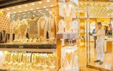 [ẢNH] ‘Lóa mắt’ với chợ vàng ở UAE: Nơi không chỉ bán trang sức mà cả...khẩu trang bằng vàng