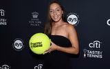 [ẢNH] Cuộc sống trong mơ của tay vợt giàu nhất thế giới, vượt cả Federer và Serena William