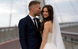 [ẢNH] Tình yêu từ cái nhìn đầu tiên của Chiếc giày Vàng châu Âu - Ciro Immobile và vợ siêu mẫu 