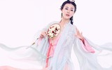 [ẢNH] Phương Oanh 'biến hoá' từ cô dâu thành mỹ nhân cổ trang trong bộ ảnh mới
