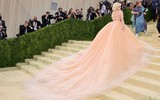 [ẢNH] Mãn nhãn với những kiệt tác váy độc - đẹp - lạ tại đại tiệc Met Gala 2021 