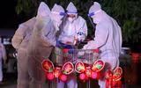 [ẢNH] Trung thu đặc biệt của sao: Phương Thanh hát ở khu điều trị Covid-19, Quỳnh Nga ‘hoá’ chị Hằng xinh đẹp 