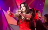 Jennie (BlackPink) ‘bùng nổ’ nhan sắc trong những lần diện trang phục tông đỏ