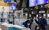 'Siêu biến thể Covid' Omicron là gì mà khiến cả thế giới lo ngại? 