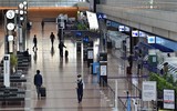 'Siêu biến thể Covid' Omicron là gì mà khiến cả thế giới lo ngại? 