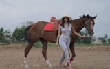 Nhan sắc chuẩn ‘nữ thần’ của người đẹp Ấn Độ đăng quang Miss Universe 2021