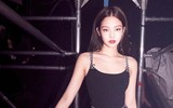 Jennie (BlackPink) và những lần khoe trọn bờ vai ‘móc áo’ đầy quyến rũ
