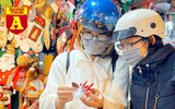‘Chợ’ Giáng sinh Phố Hàng Mã trang hoàng rực rỡ, thu hút giới trẻ dịp cuối tuần