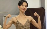 Sao nữ Kim Thần gây 'sốc' với màn khoe cơ bắp khi diện váy dạ hội