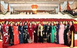 Hình ảnh các nữ đại biểu tham dự Đại hội XIII của Đảng