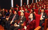 Hình ảnh các nữ đại biểu tham dự Đại hội XIII của Đảng