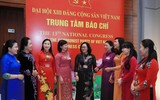 Hình ảnh các nữ đại biểu tham dự Đại hội XIII của Đảng