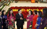 Hình ảnh các nữ đại biểu tham dự Đại hội XIII của Đảng