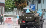 [Ảnh] Bộ Tư lệnh Thủ đô phun khử khuẩn Bệnh viện K cơ sở Tân Triều phòng Covid-19