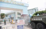[Ảnh] Bộ Tư lệnh Thủ đô phun khử khuẩn Bệnh viện K cơ sở Tân Triều phòng Covid-19