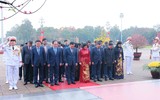 Hình ảnh Tổng Bí thư tới Nhà 67 dâng hương tưởng niệm Chủ tịch Hồ Chí Minh