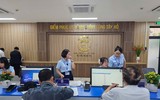 Hà Nội ngày đầu vận hành chính quyền địa phương hai cấp: Nghiêm túc, chu đáo phục vụ nhân dân