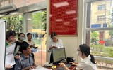 Hà Nội ngày đầu vận hành chính quyền địa phương hai cấp: Nghiêm túc, chu đáo phục vụ nhân dân