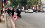 Cận cảnh Hồ Gươm, Hà Nội tấp nập khách du xuân ngày mùng 4 Tết